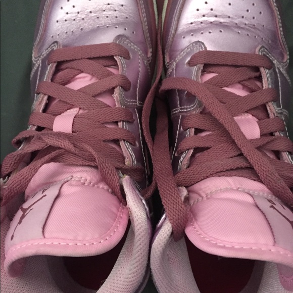 Pink Air Jordans 4.5 - Picture 7 of 8